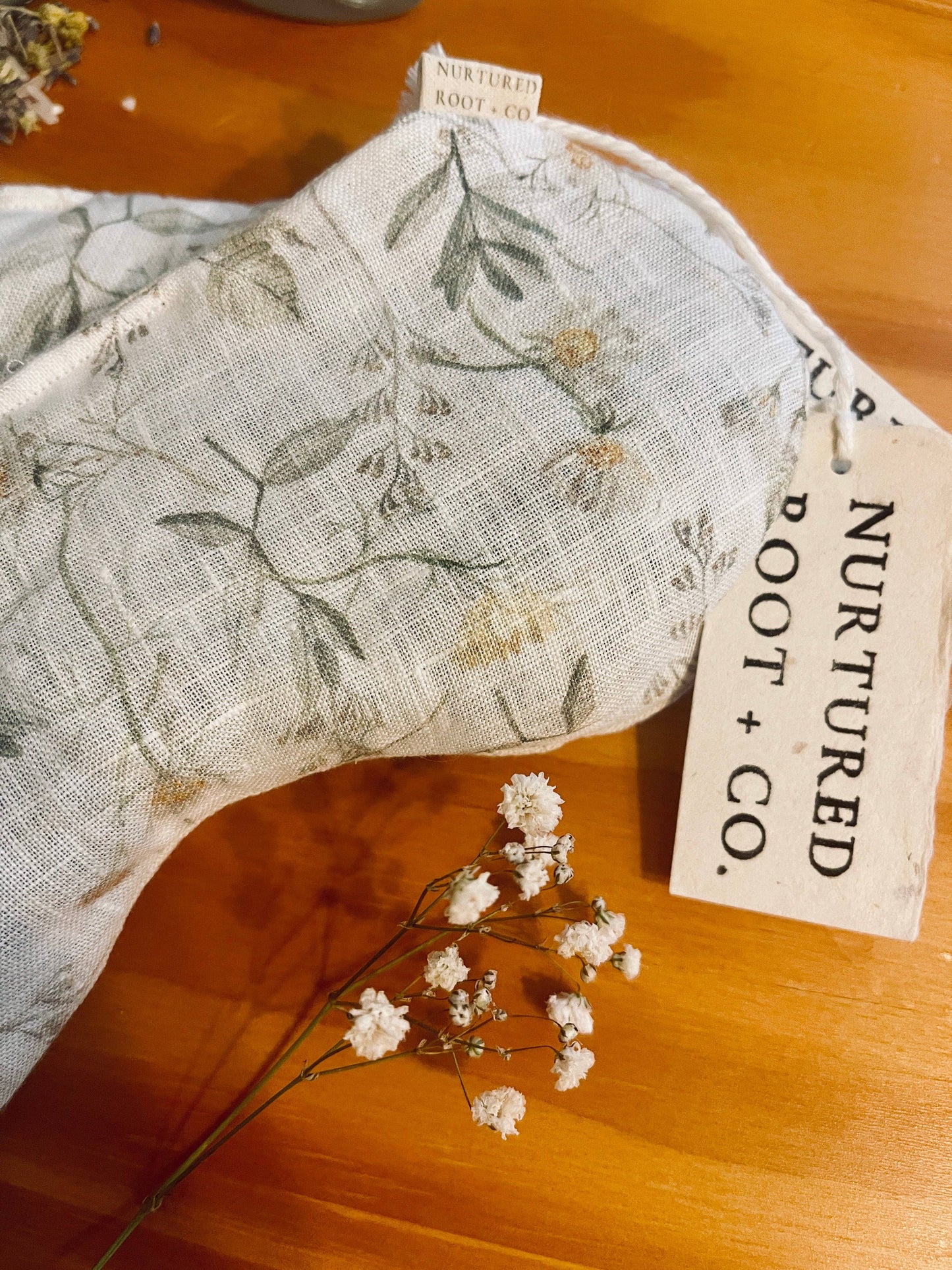 Hot & Cold Shaped Eye Pillow: Floral / Unscented & Lavender