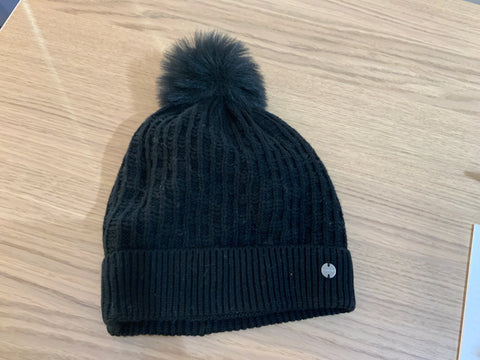 Kooringal Black Beanie Pom