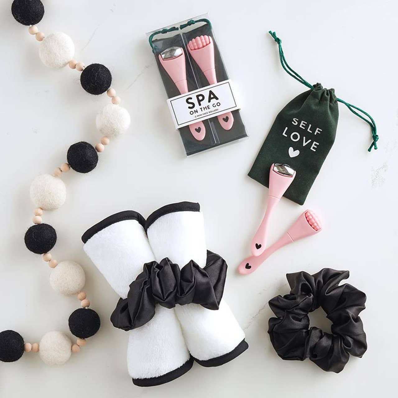 Bella Sleep & Spa Plush Face Cloth - White with Black Trim: Cloth: 100% Polyester, Trim: 65% Polyester 35% Cotton / 15.5" L x 7.25" W